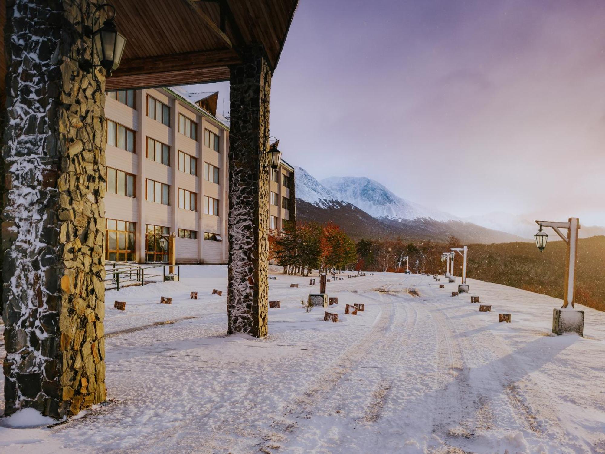 Wyndham Garden Ushuaia Hotel del Glaciar Exterior foto
